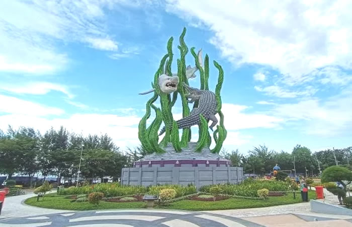 We provide Ngurah Rai International Airport, Denpasar (DPS) pick-up and drop-off services in Denpasar, Bali, along with reliable inter-hotel transfer to all destinations in Bali and several cities in Java, East Java, Central Java, Yogyakarta, West Java, Jakarta, Banten, private car and van rental with driver in a range of well-maintained, air-conditioned vehicles, including Toyota Avanza 5-seater car, Toyota Innova 6-seater car, and Toyota Hiace 14-seater van to suit your travel needs.