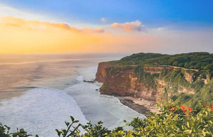 We provide Ngurah Rai International Airport, Denpasar (DPS) pick-up and drop-off services to Uluwatu, along with reliable inter-hotel transfers to all destinations in Bali, East Java, Central Java, Yogyakarta, West Java, Jakarta, Banten, private car and van rental with driver in a range of well-maintained, air-conditioned vehicles, including Toyota Avanza 5-seater car, Toyota Innova 6-seater car, and Toyota Hiace 14-seater van to suit your travel needs.